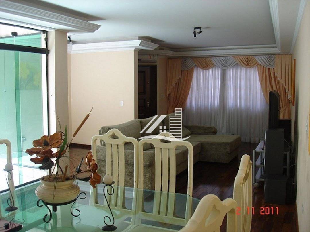 Sobrado à venda com 4 quartos, 364m² - Foto 37