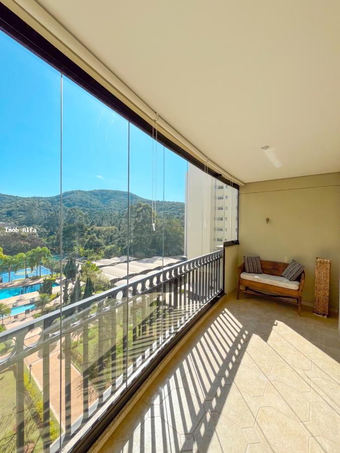 Apartamento à venda com 3 quartos, 136m² - Foto 9