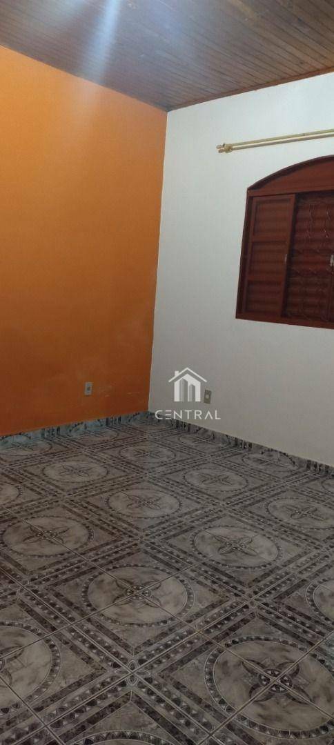 Chácara à venda com 2 quartos, 300m² - Foto 9