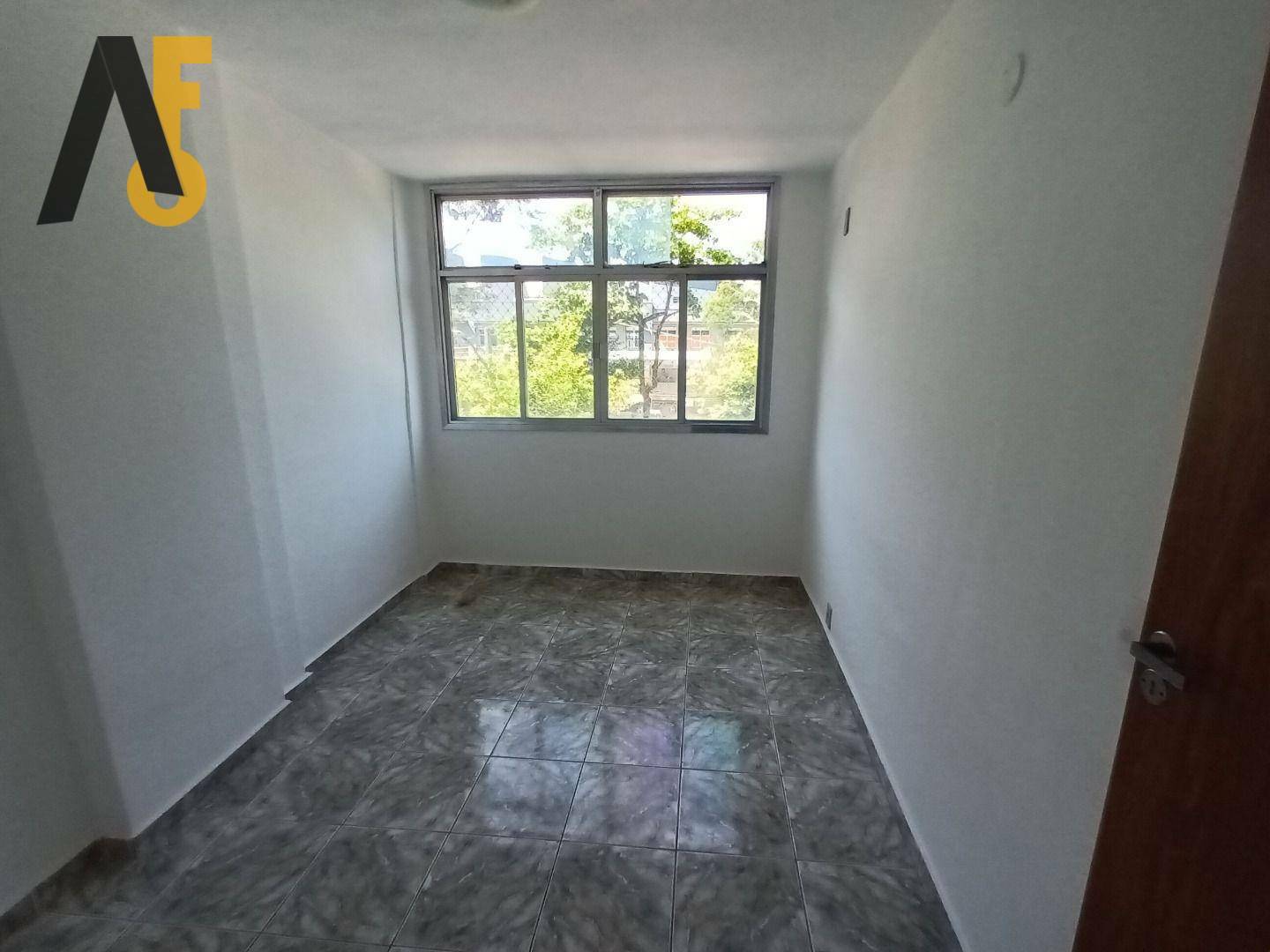 Apartamento à venda com 2 quartos, 56m² - Foto 15