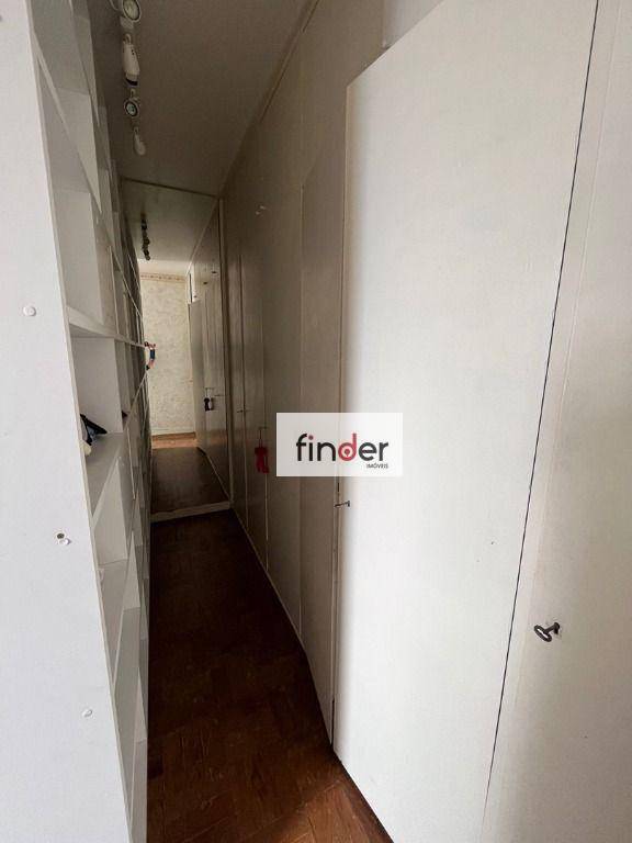 Apartamento à venda com 3 quartos, 162m² - Foto 17