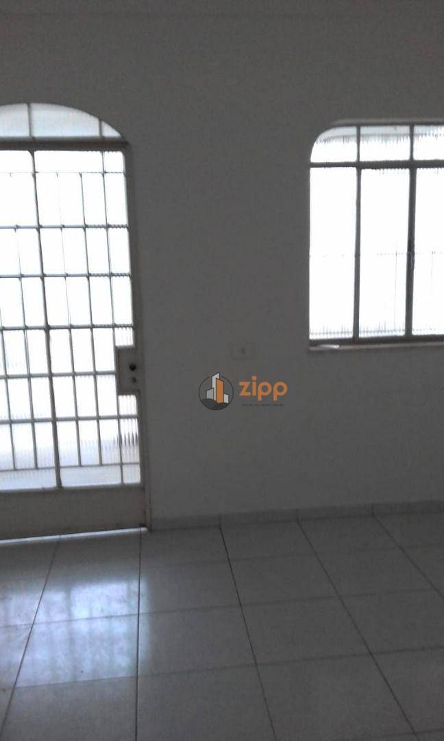 Sobrado à venda e aluguel com 3 quartos, 250m² - Foto 5