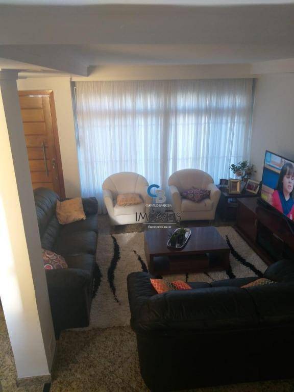 Sobrado à venda com 3 quartos, 150m² - Foto 2