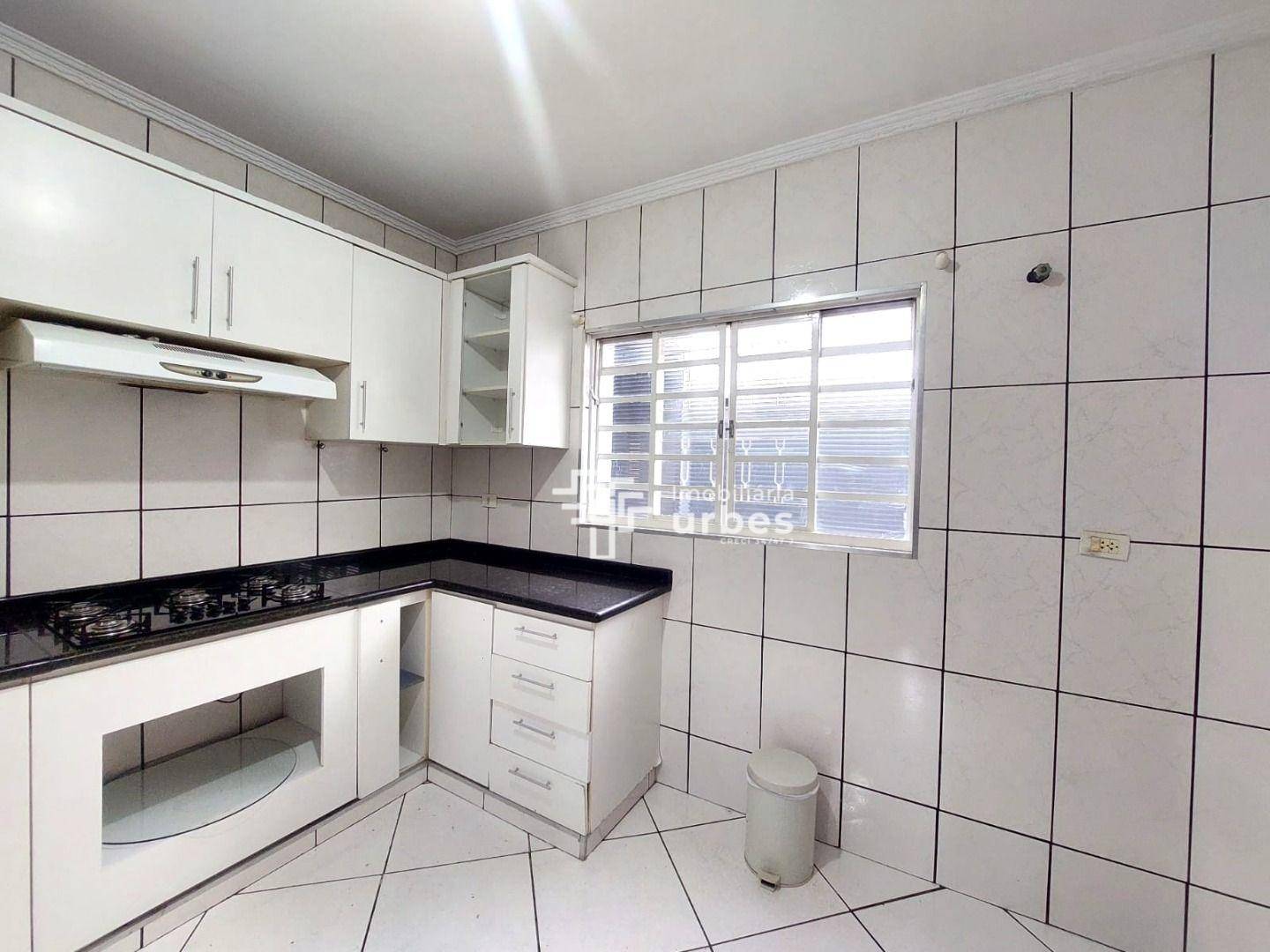 Casa para alugar com 3 quartos, 165m² - Foto 6