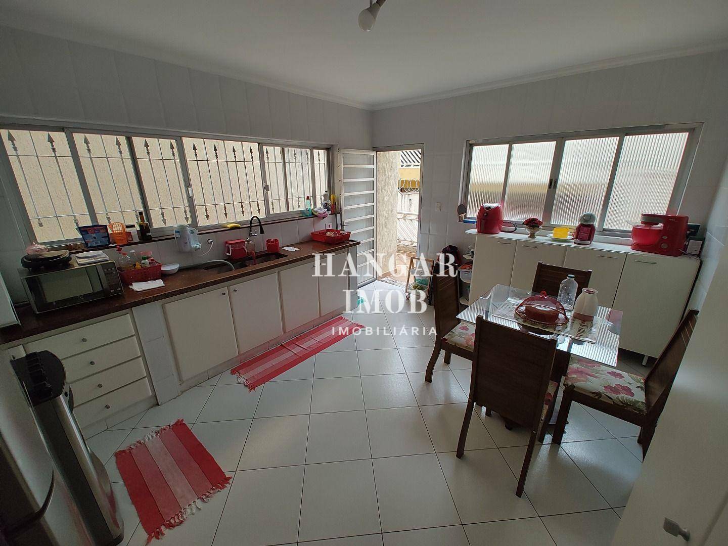 Casa à venda com 3 quartos, 183m² - Foto 9