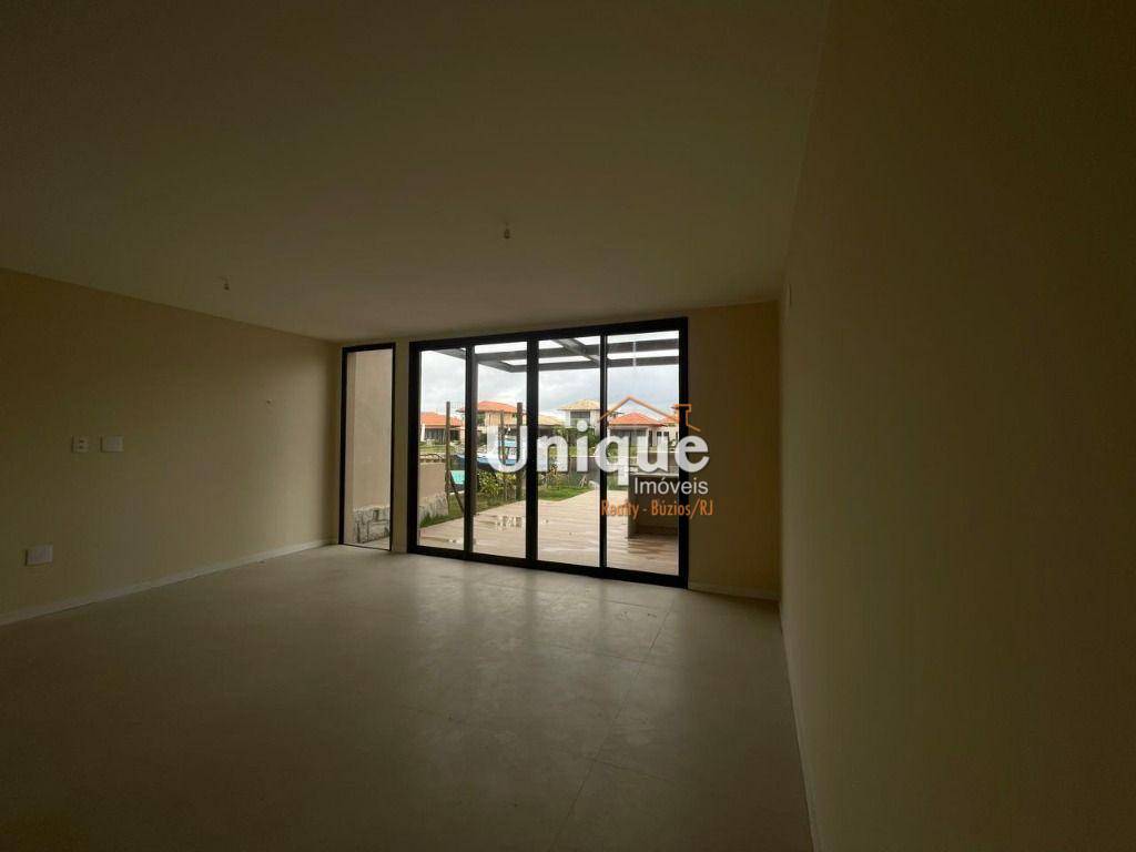 Casa à venda com 3 quartos, 100m² - Foto 5