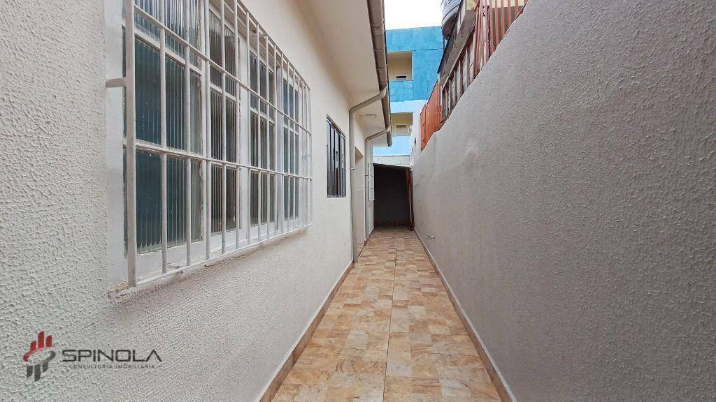 Casa à venda com 2 quartos, 70m² - Foto 5