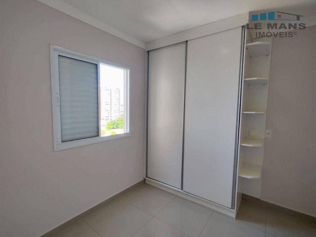 Apartamento à venda com 3 quartos, 68m² - Foto 11