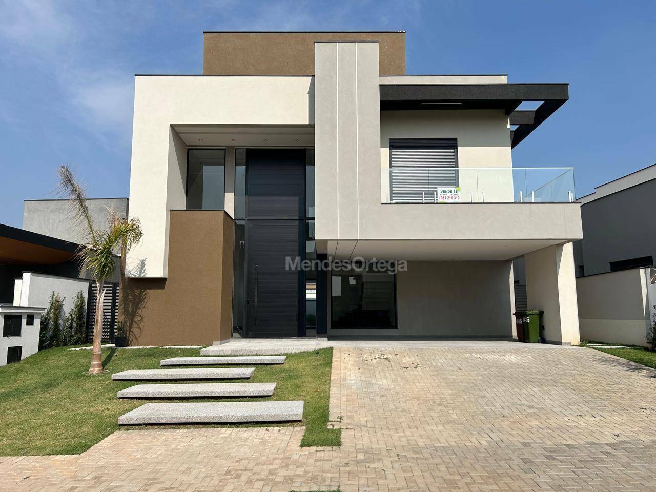 Casa de Condomínio à venda com 4 quartos, 364m² - Foto 2