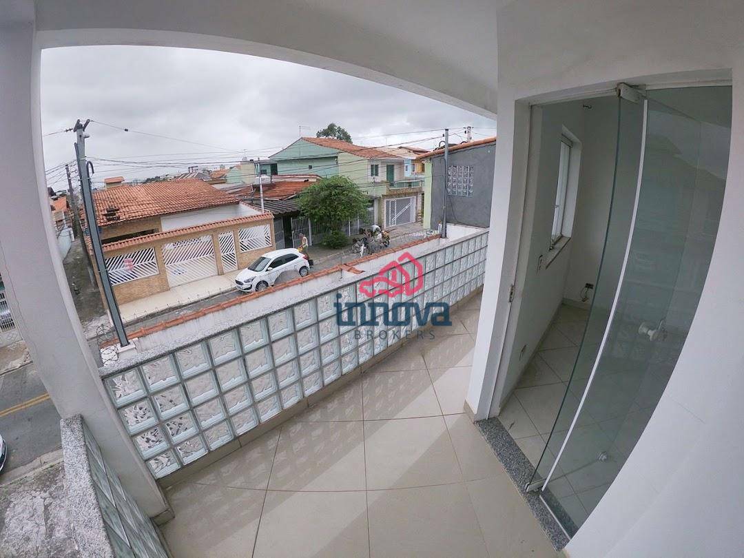 Sobrado à venda com 3 quartos, 125m² - Foto 1