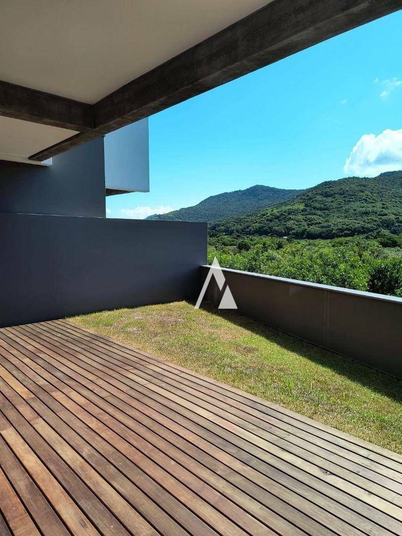 Casa de Condomínio à venda com 3 quartos, 138m² - Foto 2