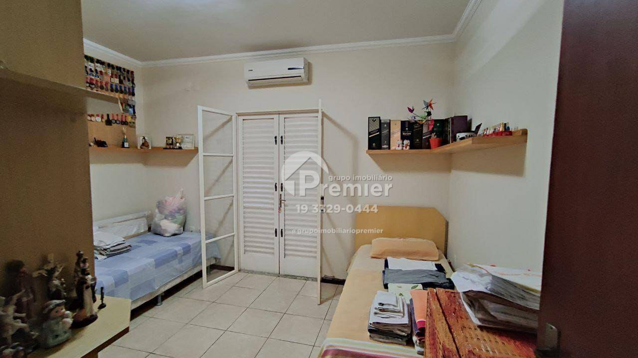 Casa à venda com 3 quartos, 214m² - Foto 16