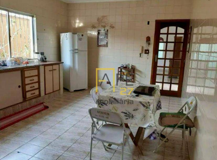 Sobrado à venda e aluguel com 3 quartos, 367m² - Foto 3