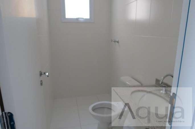 Apartamento à venda com 2 quartos, 67m² - Foto 5