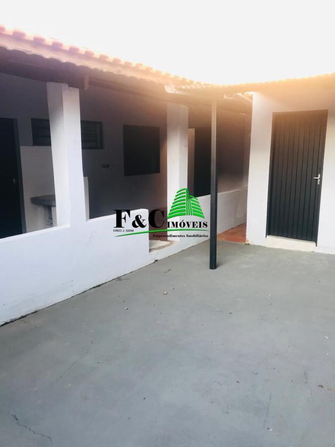 Casa à venda com 3 quartos, 200m² - Foto 8