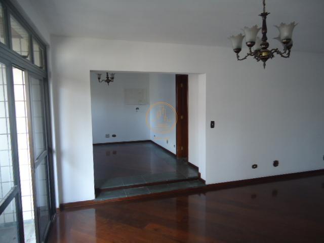 Apartamento à venda com 3 quartos, 220m² - Foto 4