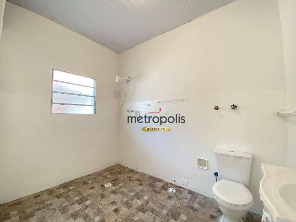 Casa para alugar com 2 quartos, 150m² - Foto 18