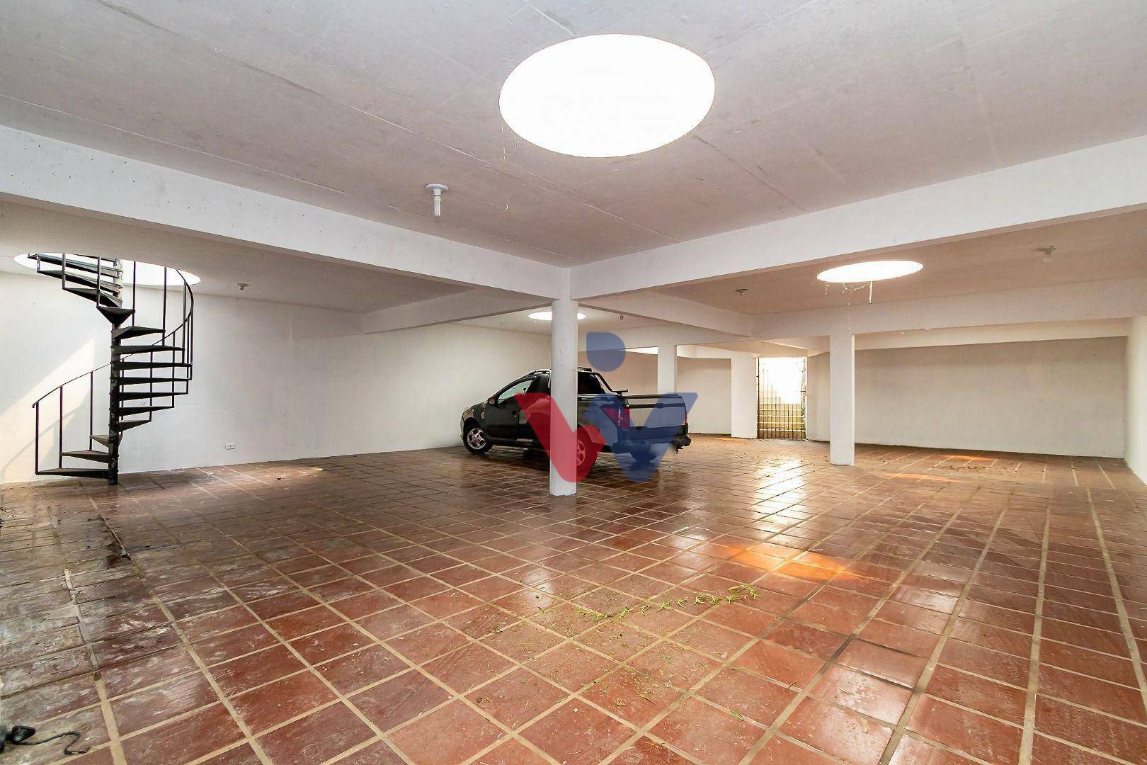 Casa à venda com 5 quartos, 1200m² - Foto 47