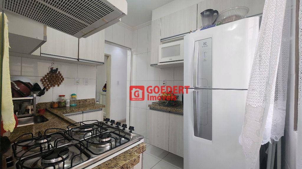 Apartamento à venda com 2 quartos, 55m² - Foto 5