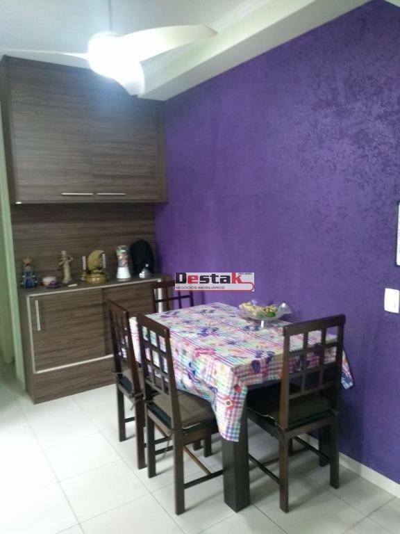 Apartamento à venda com 2 quartos, 53m² - Foto 3