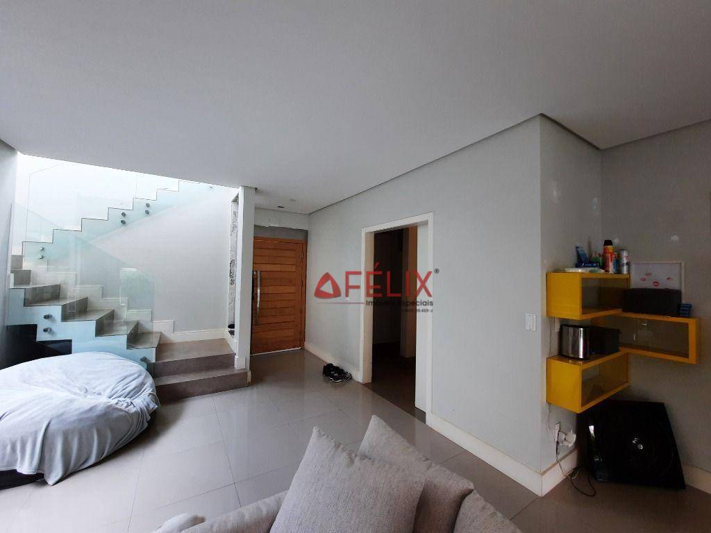 Sobrado à venda com 3 quartos, 250m² - Foto 17