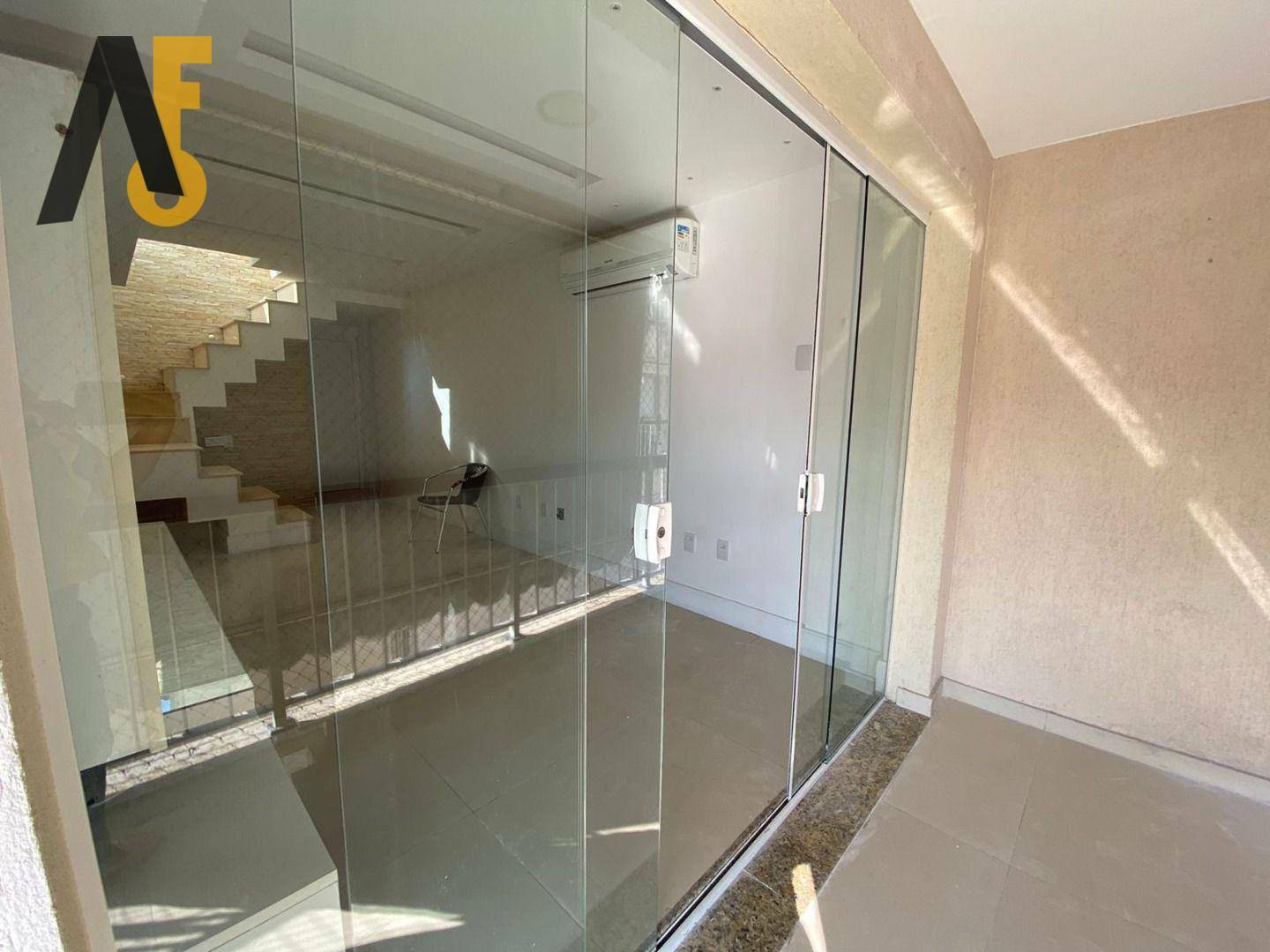 Cobertura à venda com 3 quartos, 156m² - Foto 2