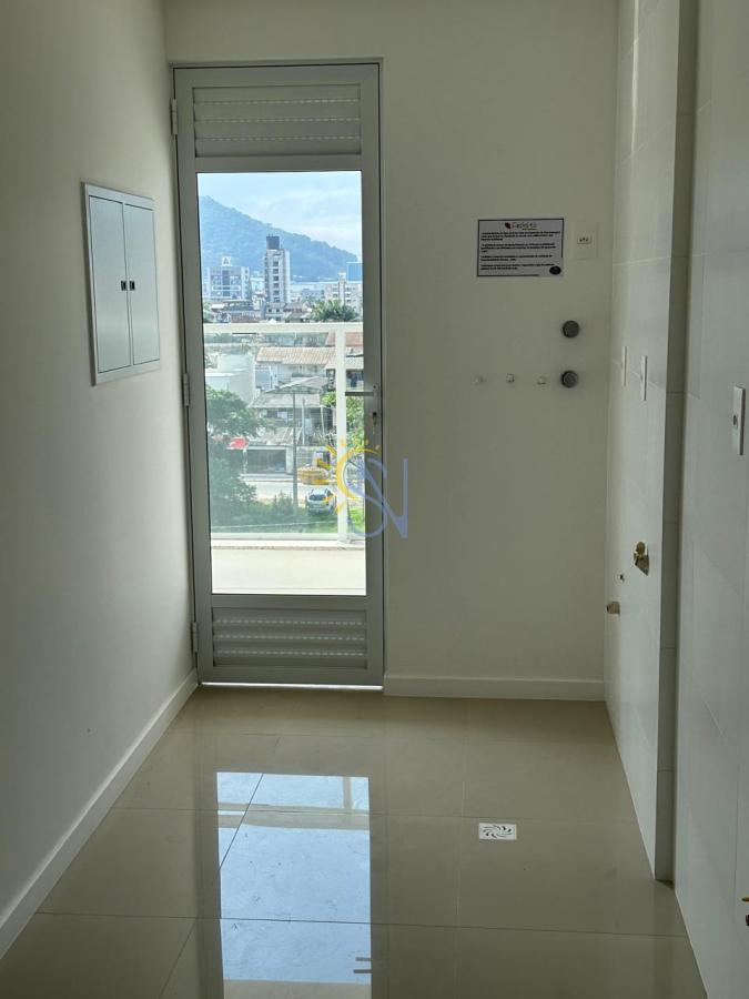 Apartamento à venda com 2 quartos, 71m² - Foto 5