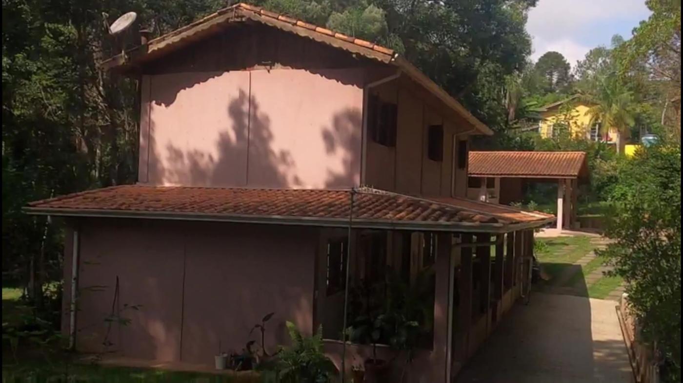 Casa de Condomínio à venda com 3 quartos, 1540m² - Foto 2