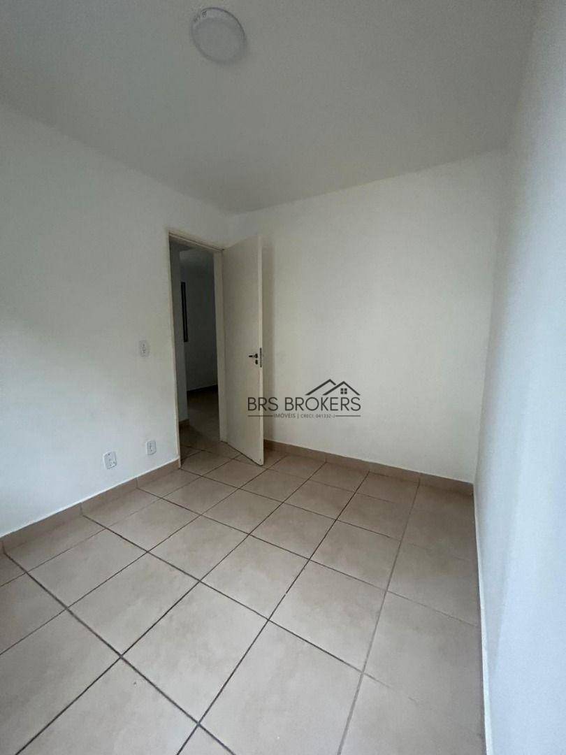 Apartamento à venda com 2 quartos, 44m² - Foto 8