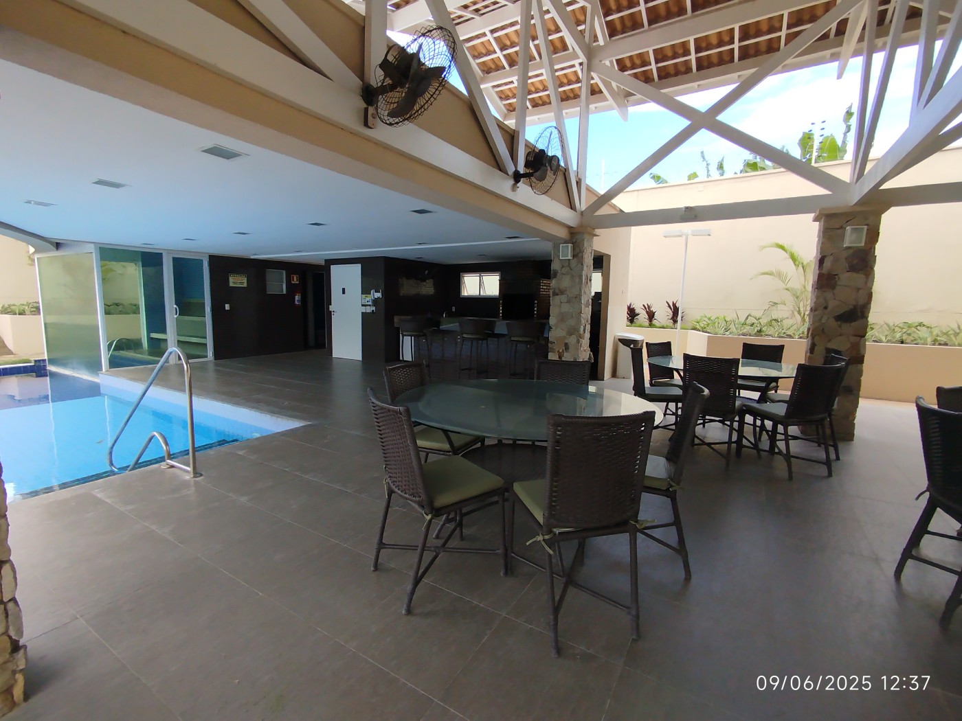 Casa de Condomínio para alugar com 3 quartos, 215m² - Foto 10