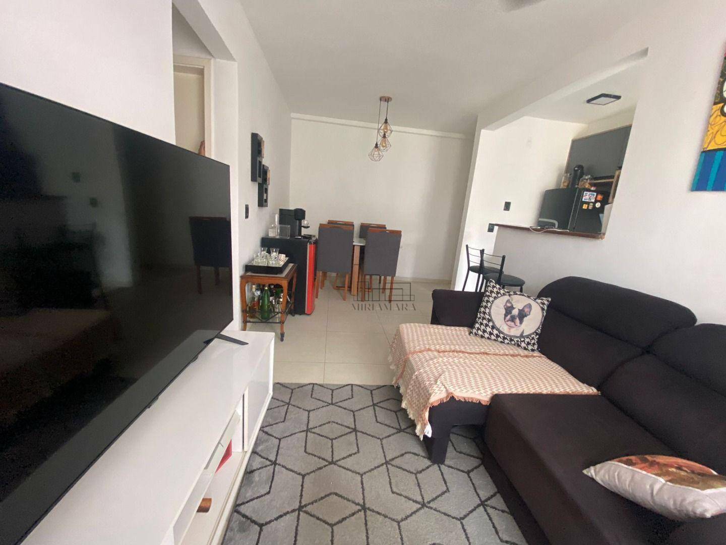 Apartamento à venda com 2 quartos, 56m² - Foto 4