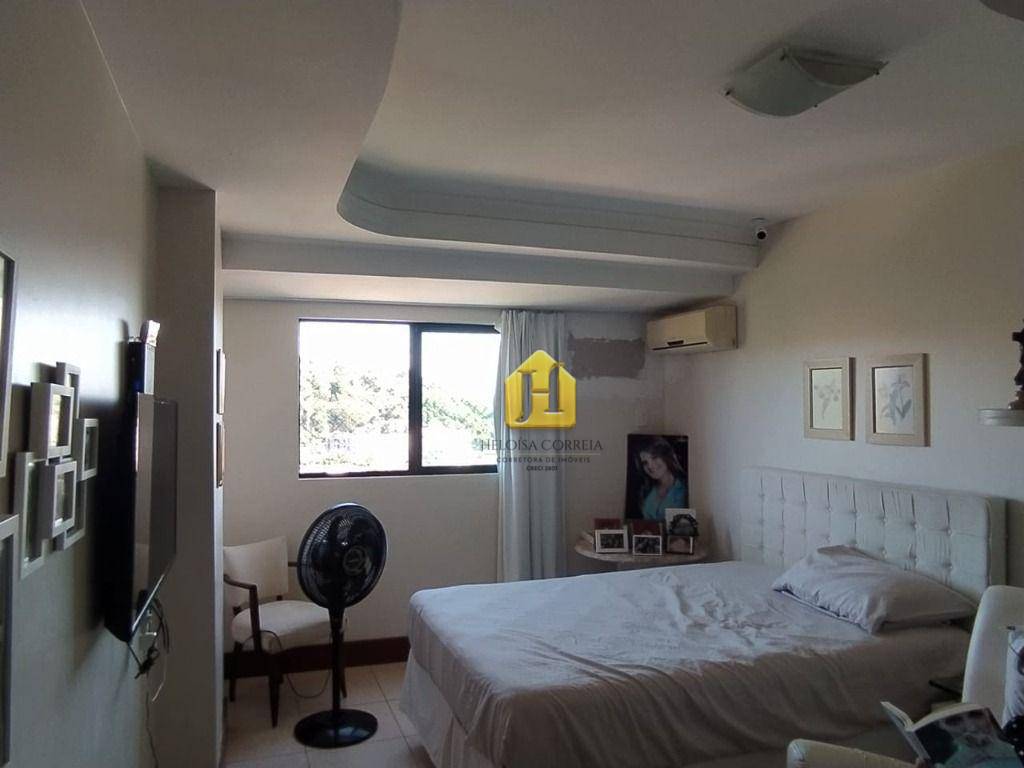 Apartamento para alugar com 3 quartos, 183m² - Foto 16