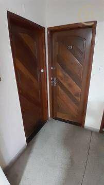 Apartamento à venda com 2 quartos, 75m² - Foto 8