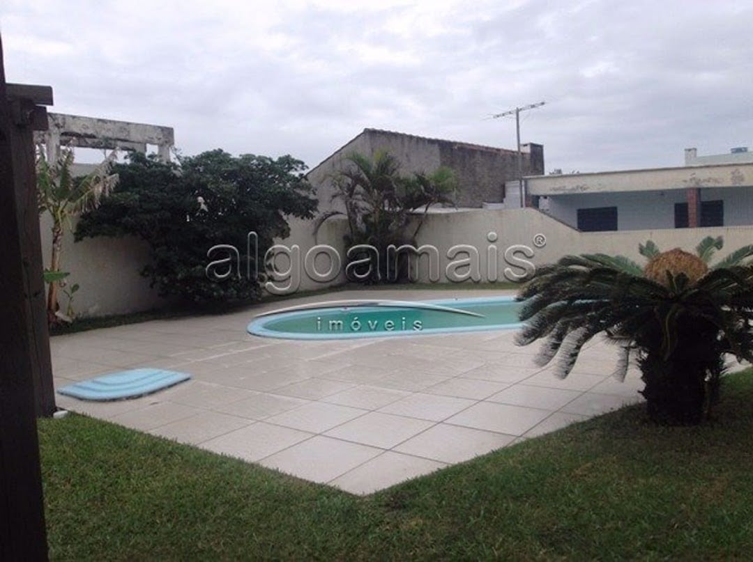 Casa à venda com 4 quartos, 200m² - Foto 9