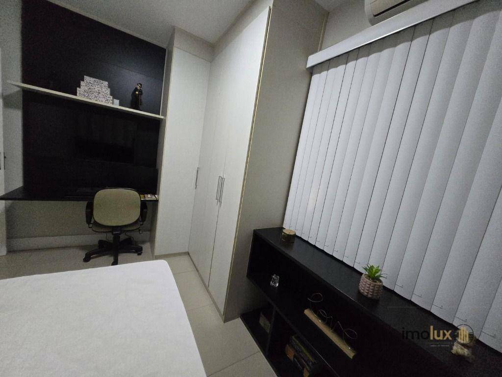 Apartamento à venda com 3 quartos, 128m² - Foto 11