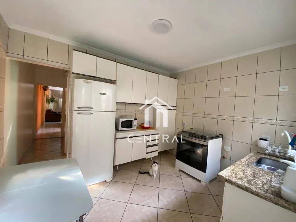 Sobrado à venda com 4 quartos, 180m² - Foto 9