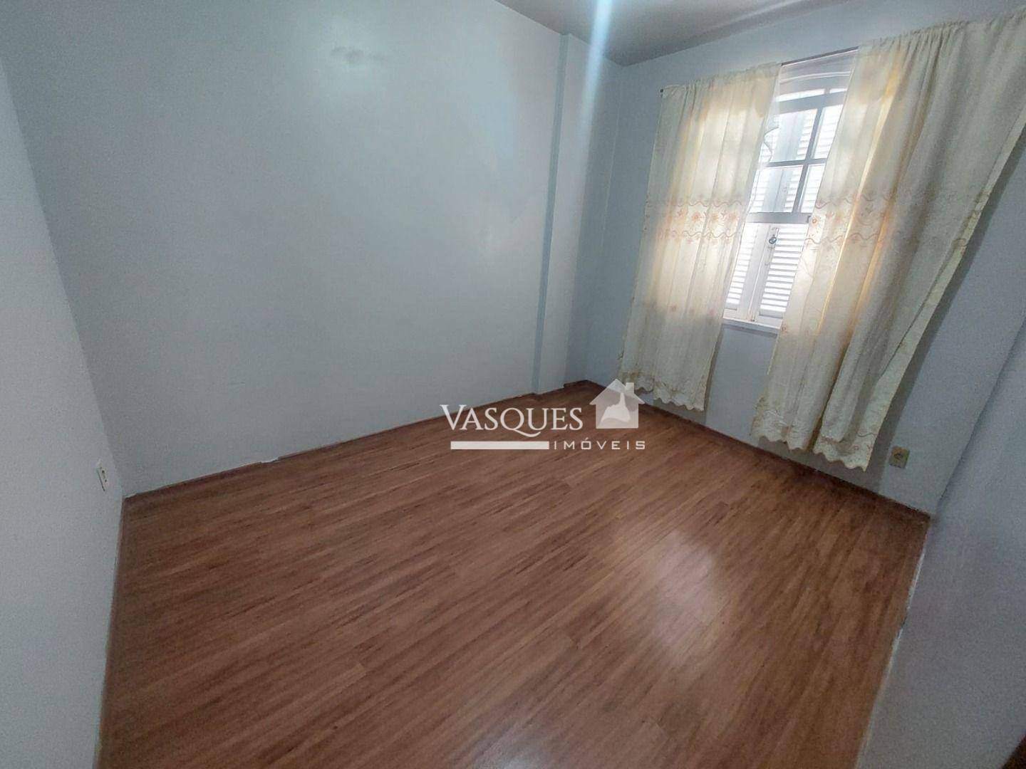 Apartamento para alugar com 2 quartos, 65m² - Foto 6