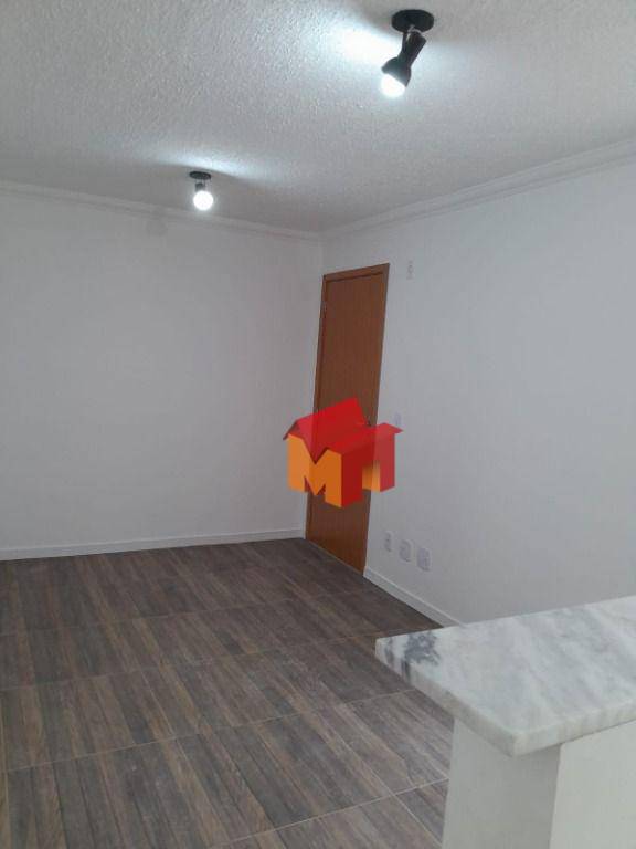 Apartamento à venda com 2 quartos, 43m² - Foto 2