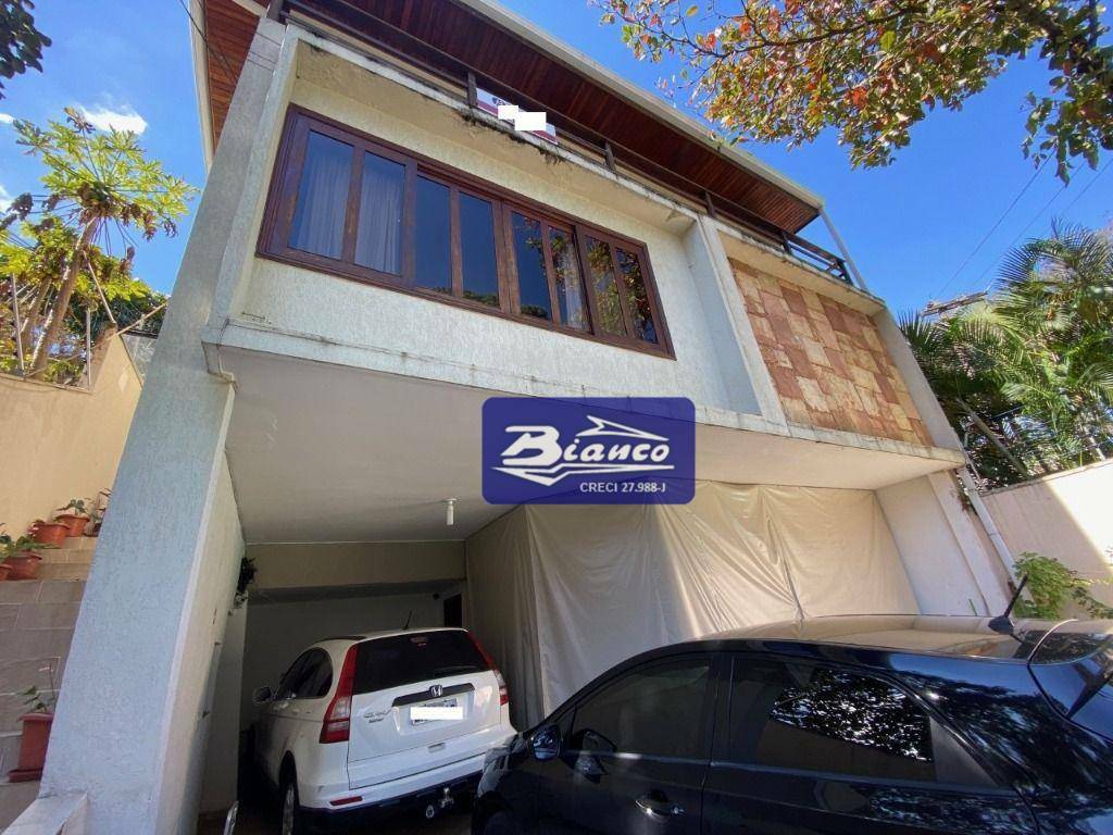 Sobrado à venda com 3 quartos, 364m² - Foto 1