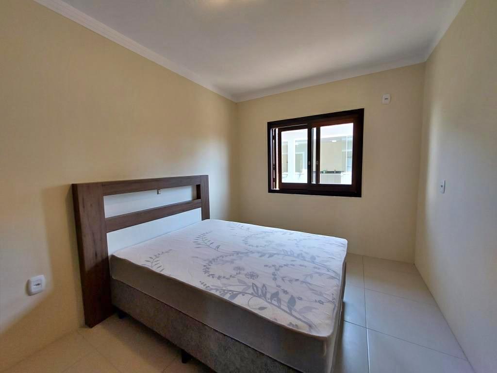 Casa à venda com 4 quartos, 150m² - Foto 15