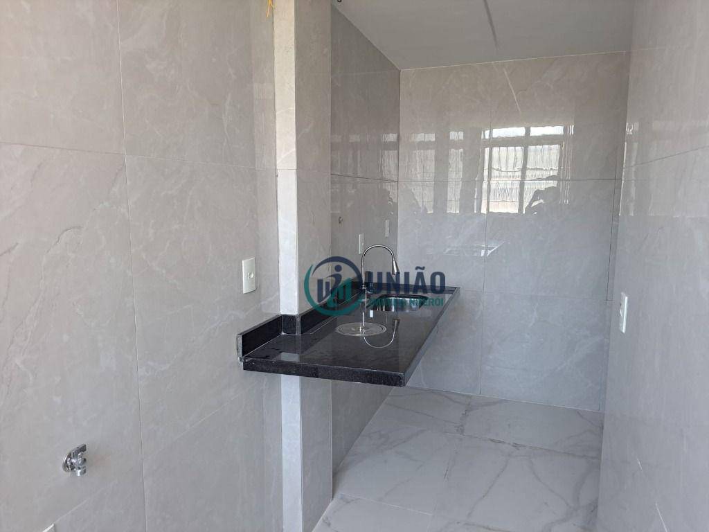 Apartamento à venda com 2 quartos, 75m² - Foto 10