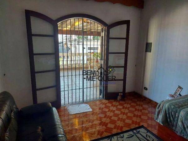 Casa à venda com 2 quartos, 140m² - Foto 12