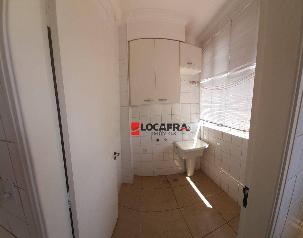 Apartamento à venda com 2 quartos, 61m² - Foto 13