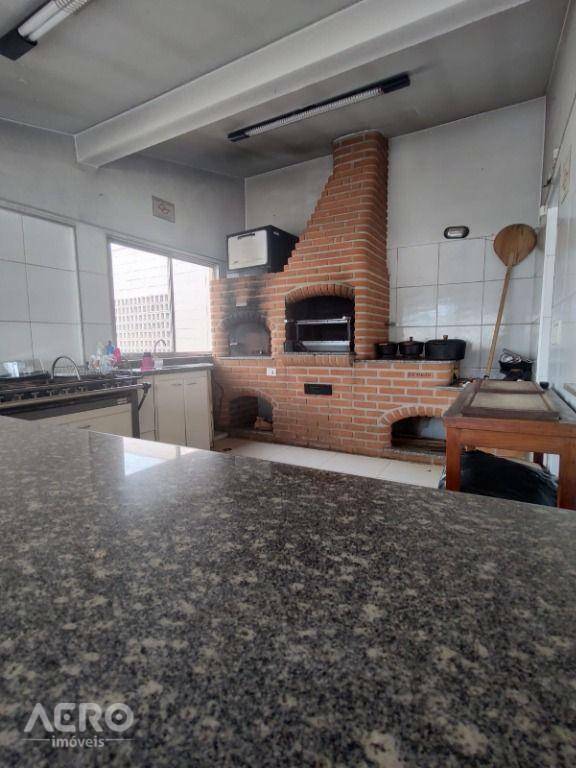 Apartamento à venda com 3 quartos, 66m² - Foto 21