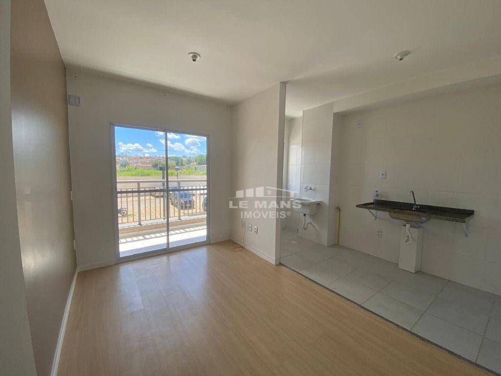 Apartamento à venda com 2 quartos, 58m² - Foto 7