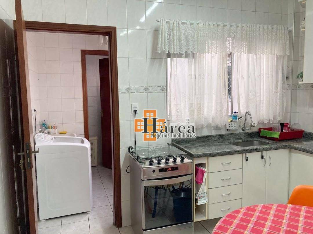 Apartamento à venda com 2 quartos, 81m² - Foto 13