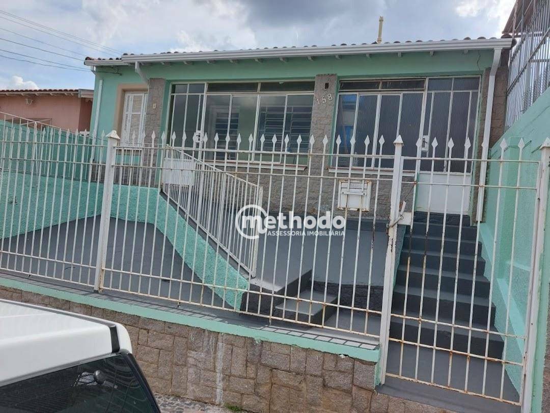 Casa à venda com 2 quartos, 240m² - Foto 1