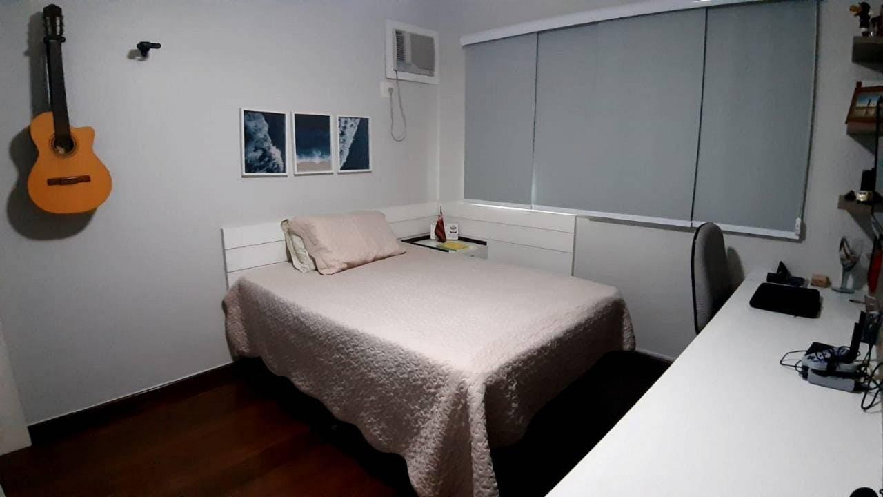 Casa à venda com 5 quartos, 360m² - Foto 5