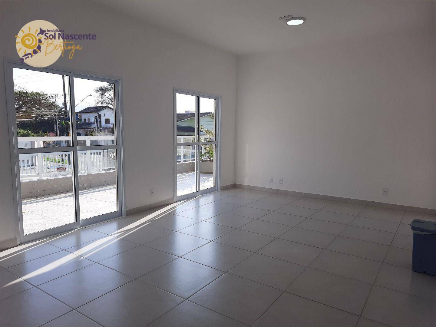 Apartamento para alugar com 2 quartos, 68m² - Foto 68