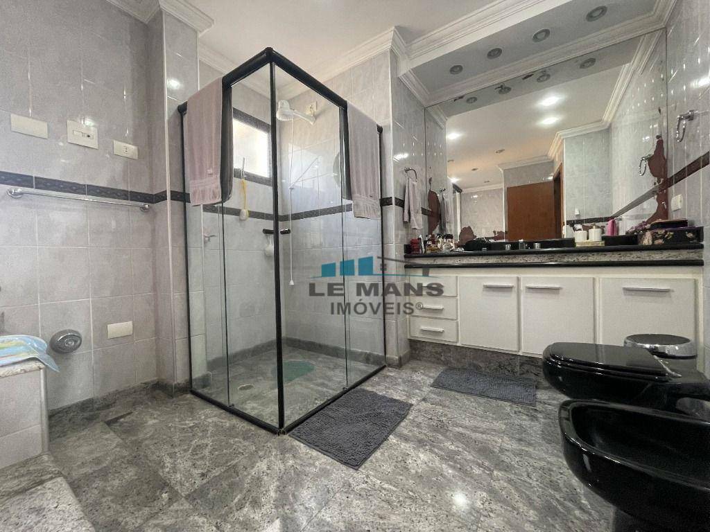 Apartamento à venda com 3 quartos, 123m² - Foto 40